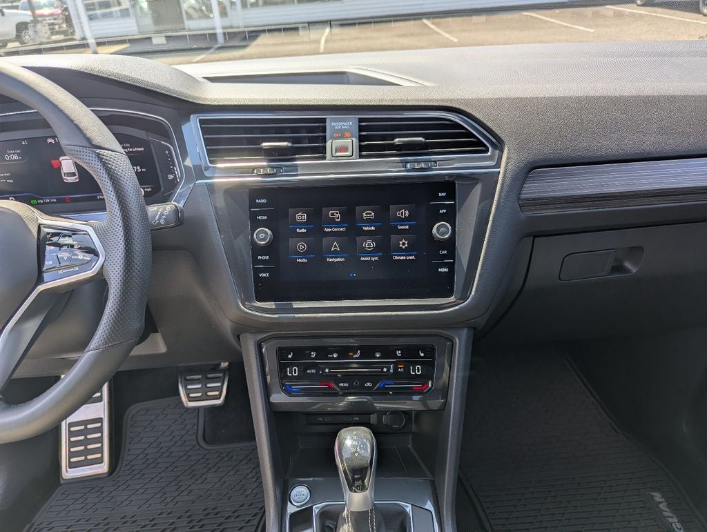 2022 Volkswagen Tiguan 2.0T SEL R-Line