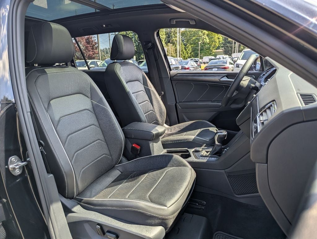 2022 Volkswagen Tiguan 2.0T SEL R-Line