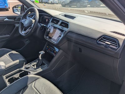 2022 Volkswagen Tiguan 2.0T SEL R-Line