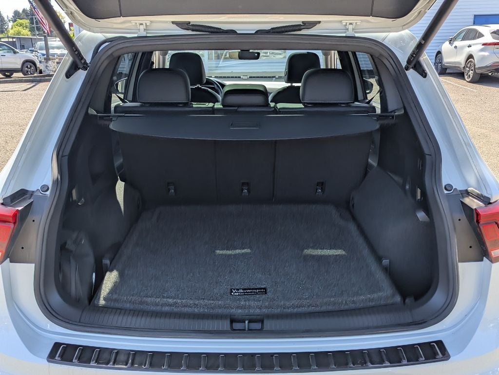 2022 Volkswagen Tiguan 2.0T SEL R-Line