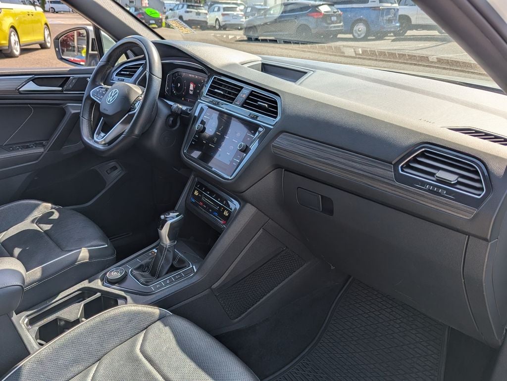 2022 Volkswagen Tiguan 2.0T SEL R-Line