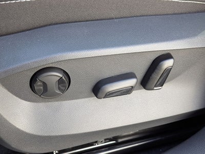 2026 Volkswagen Taos 1.5T SEL