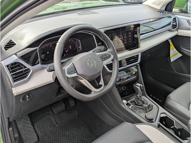 2026 Volkswagen Taos 1.5T SEL