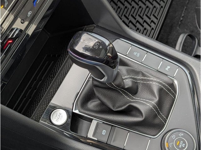 2026 Volkswagen Taos 1.5T SEL