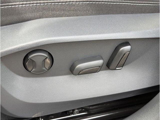 2026 Volkswagen Taos 1.5T SEL