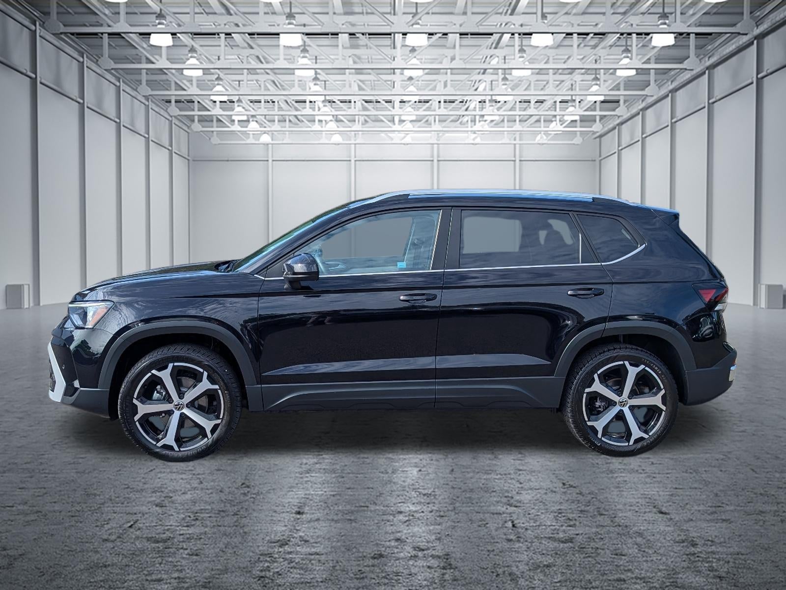 2025 Volkswagen Taos SEL 4MOTION