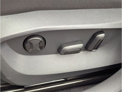 2026 Volkswagen Taos 1.5T SEL