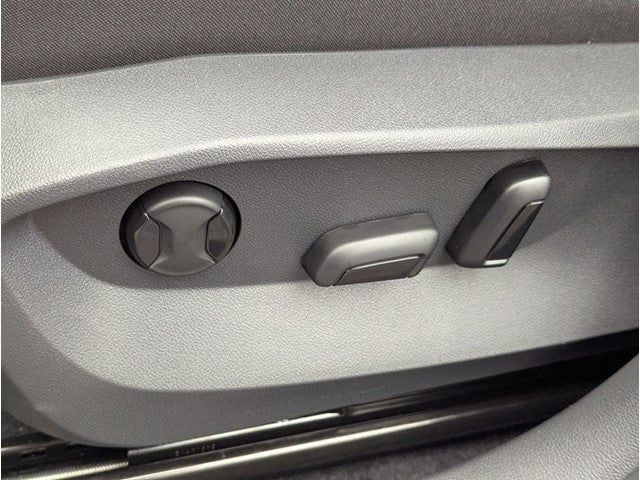 2026 Volkswagen Taos 1.5T SEL