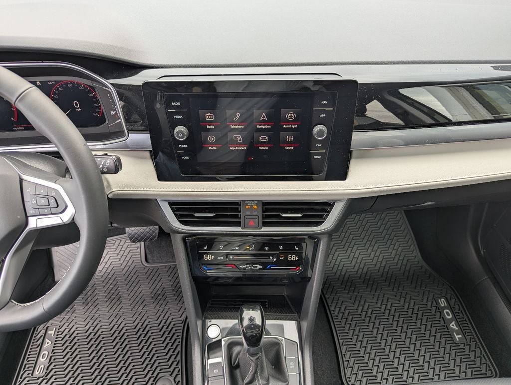 2026 Volkswagen Taos 1.5T SEL