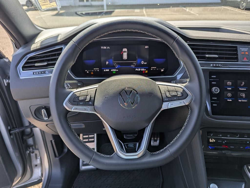 2023 Volkswagen Tiguan 2.0T SE R-Line Black