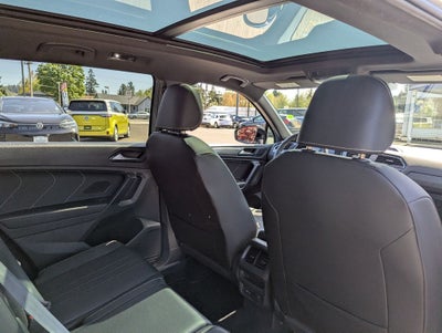 2023 Volkswagen Tiguan 2.0T SE R-Line Black