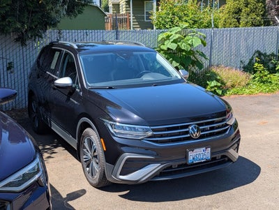 2024 Volkswagen Tiguan 2.0T Wolfsburg Edition