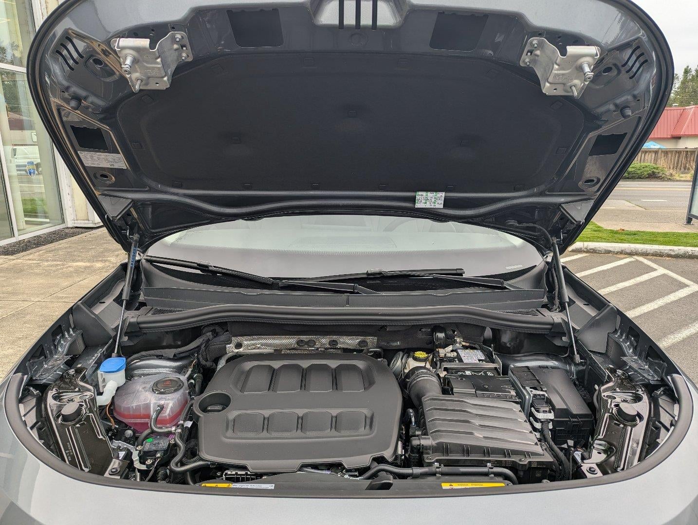 2026 Volkswagen Tiguan 2.0T SE