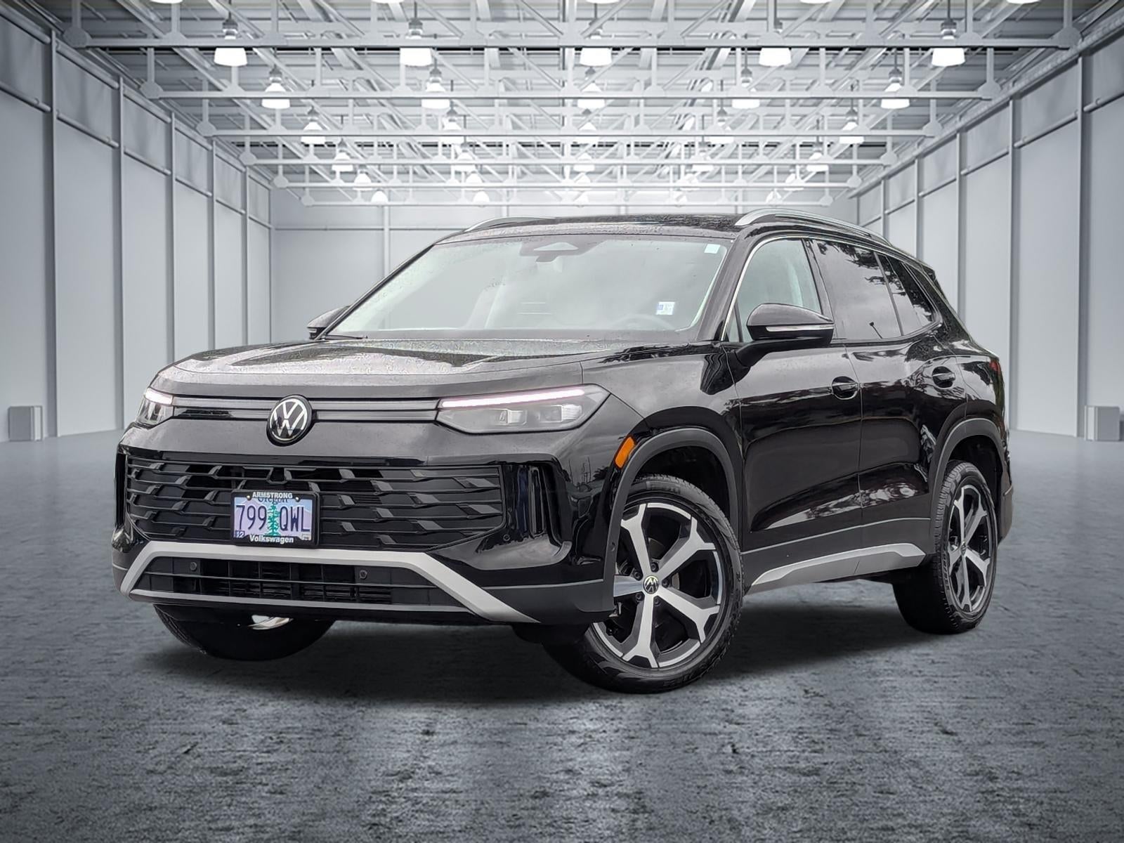 2025 Volkswagen Tiguan 2.0T SE FWD