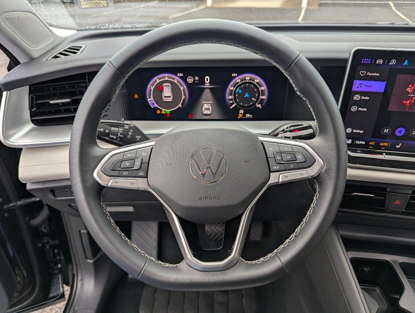2025 Volkswagen Tiguan 2.0T SE FWD
