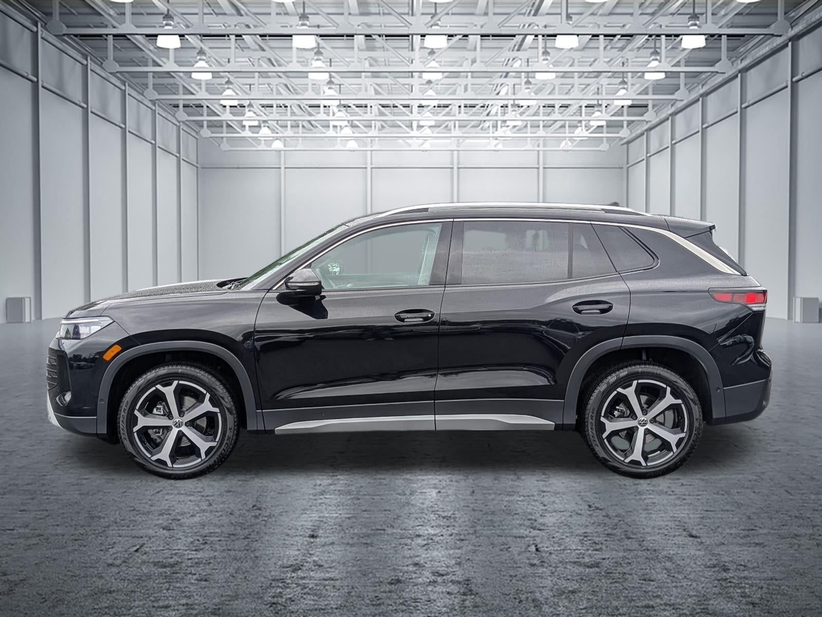 2025 Volkswagen Tiguan 2.0T SE FWD