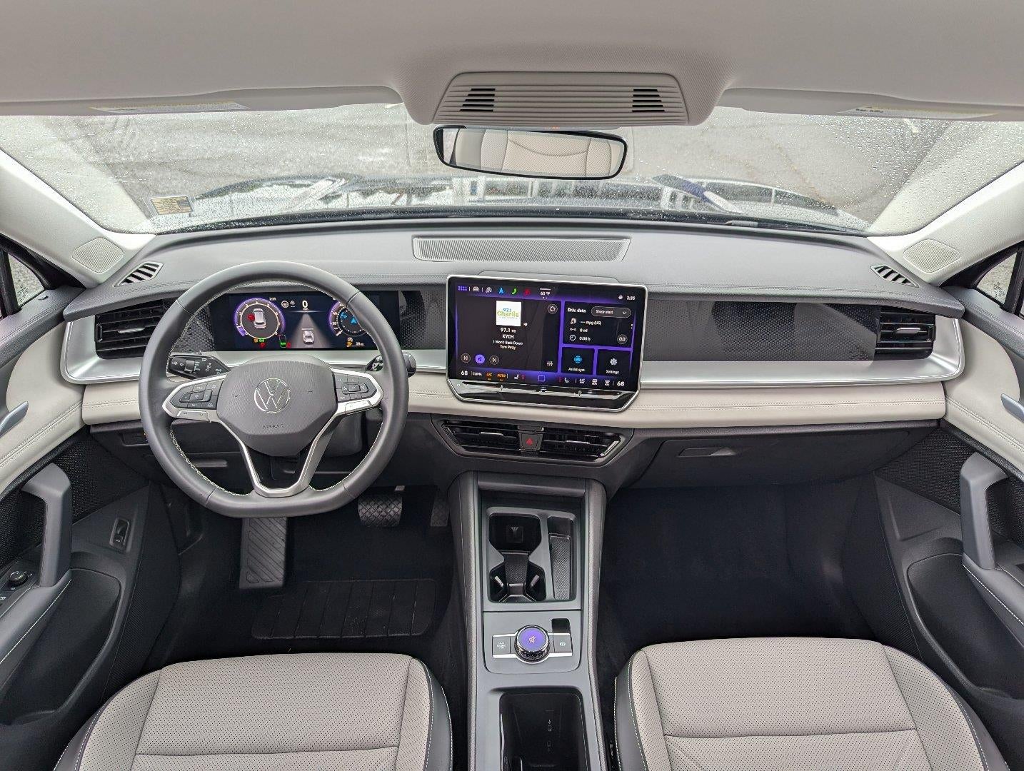 2025 Volkswagen Tiguan 2.0T SE FWD