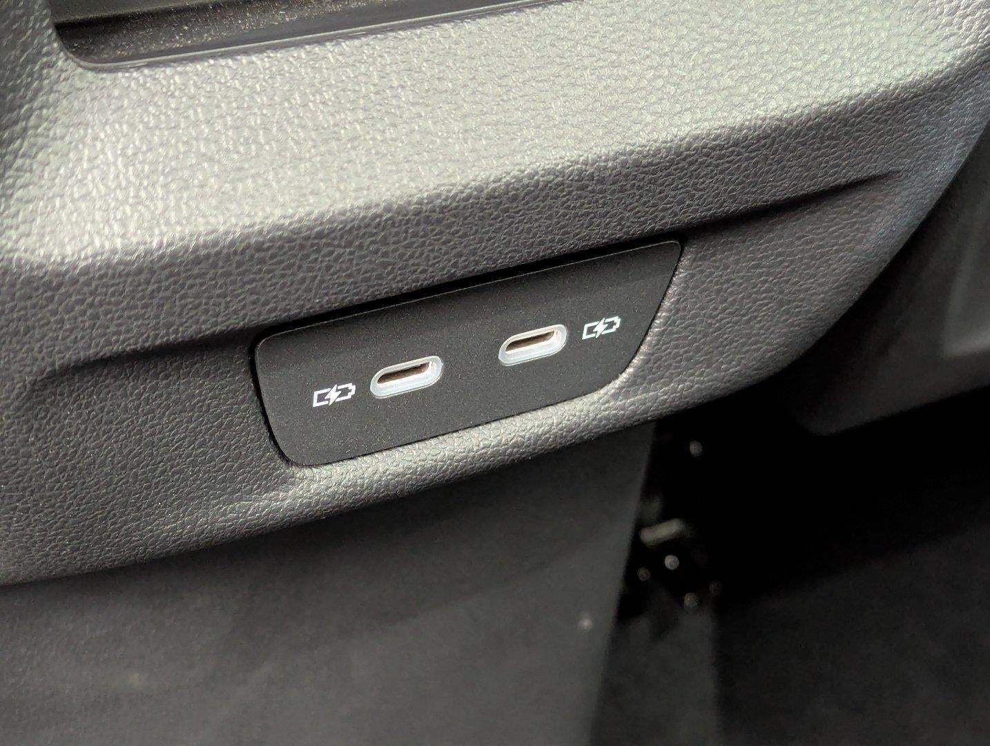 2025 Volkswagen Tiguan 2.0T SE FWD