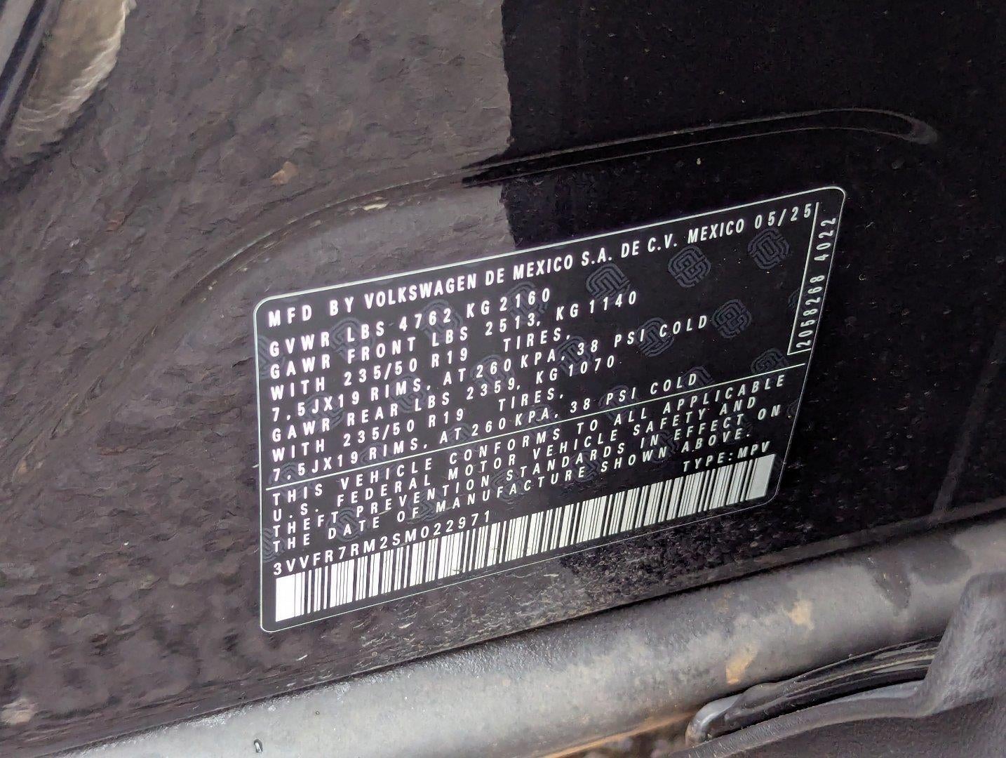 2025 Volkswagen Tiguan 2.0T SE FWD