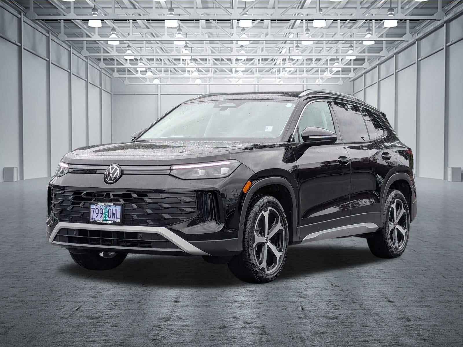2025 Volkswagen Tiguan 2.0T SE FWD