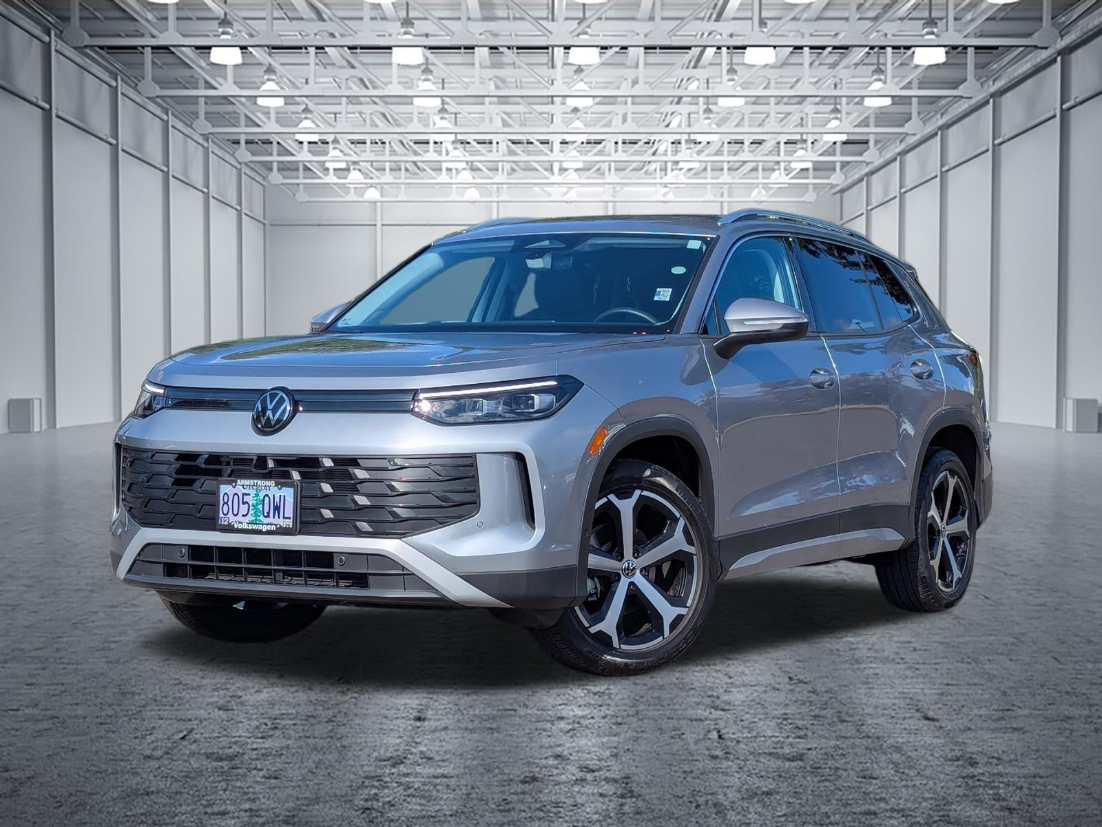 2025 Volkswagen Tiguan 2.0T SE FWD