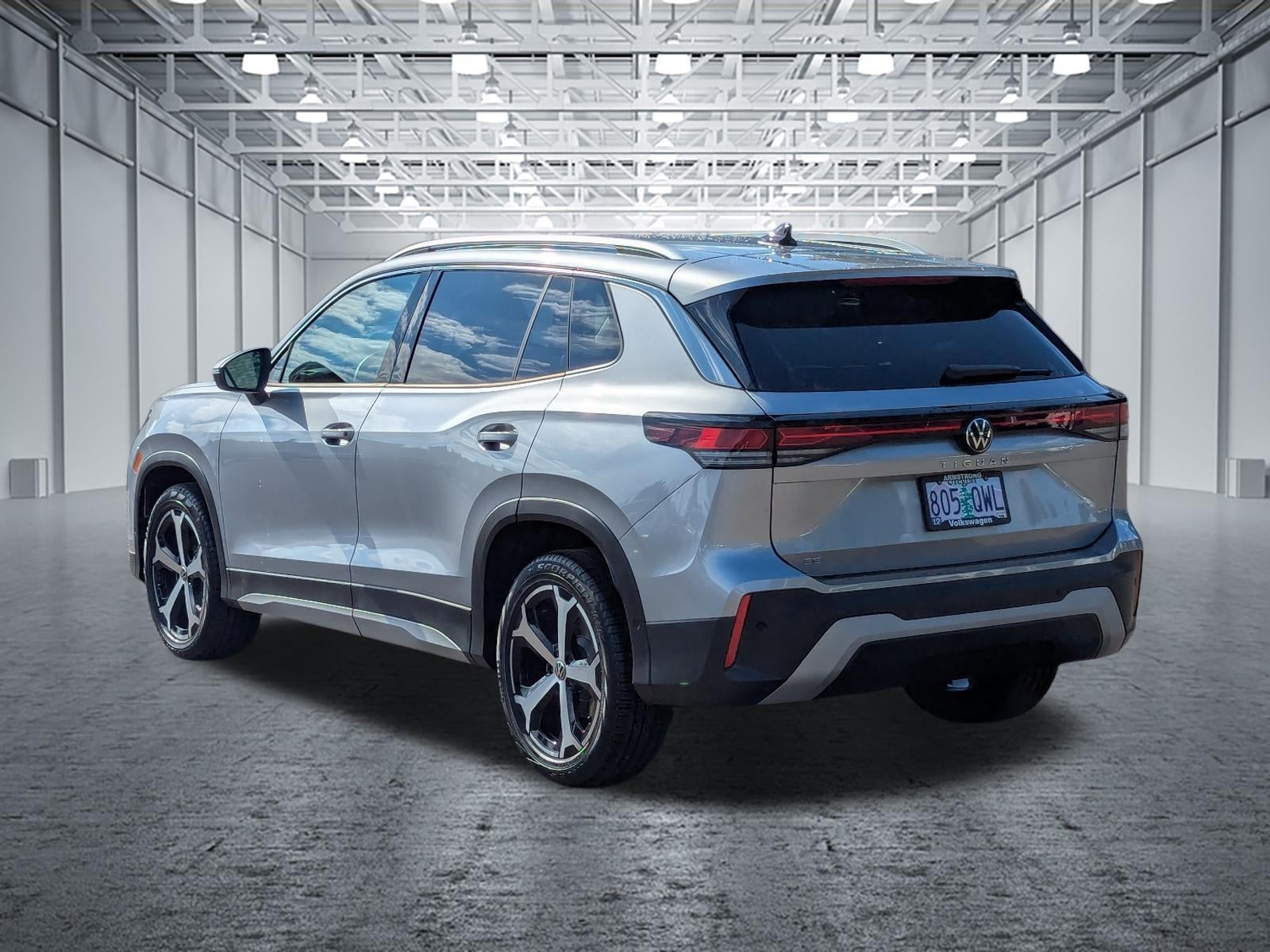2025 Volkswagen Tiguan 2.0T SE FWD