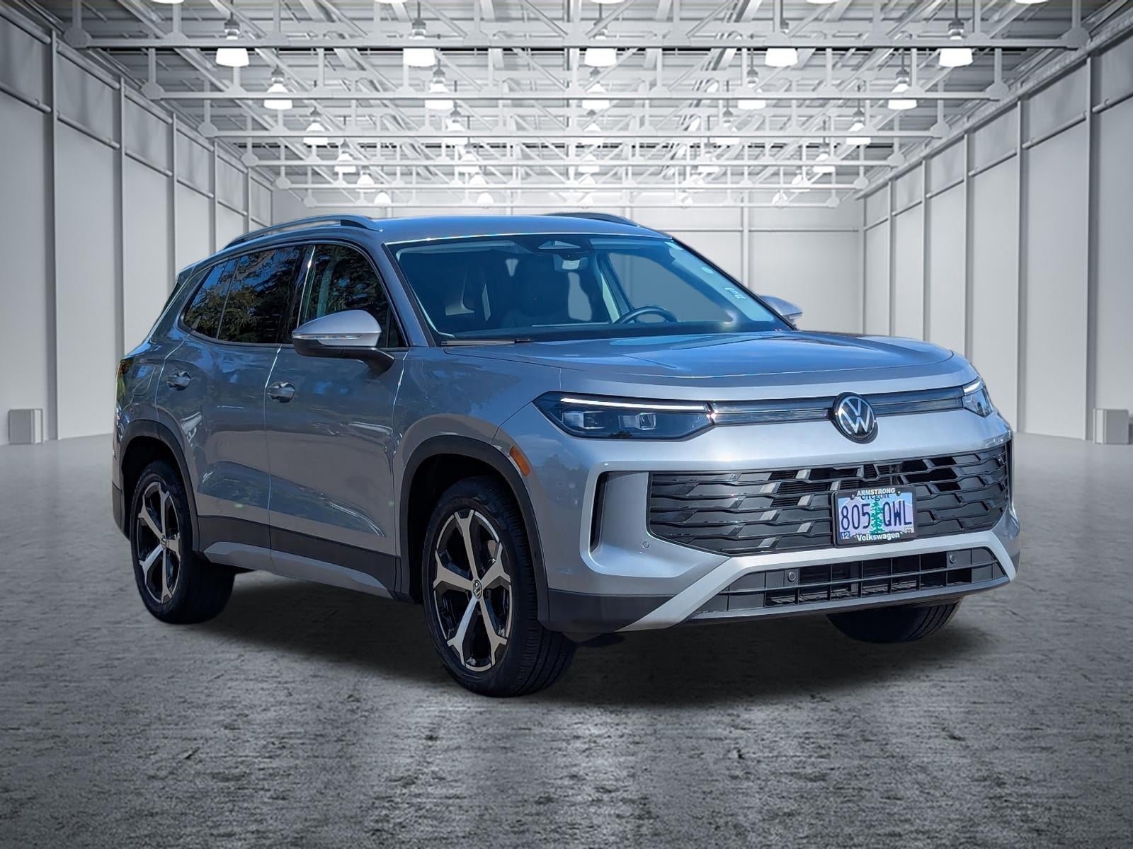 2025 Volkswagen Tiguan 2.0T SE FWD