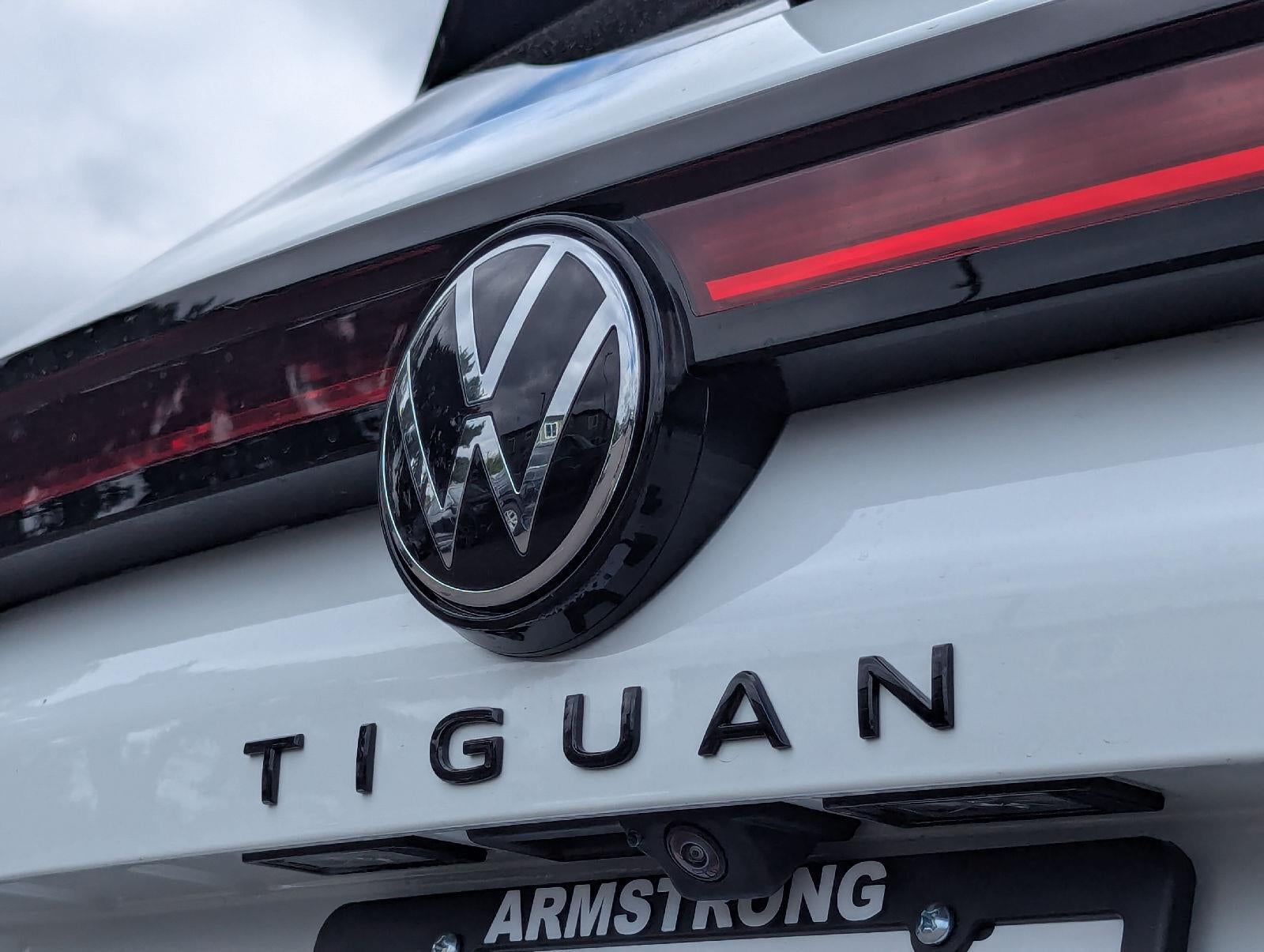 2026 Volkswagen Tiguan 2.0T SE R-Line Black