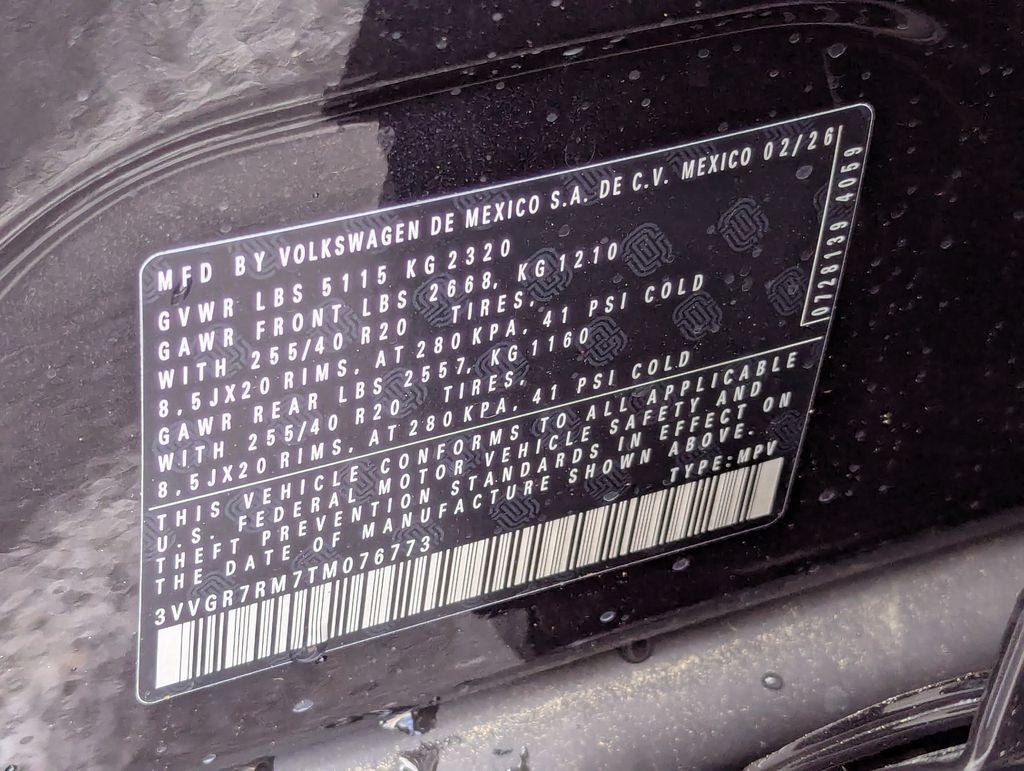 2026 Volkswagen Tiguan 2.0T SE R-Line Black