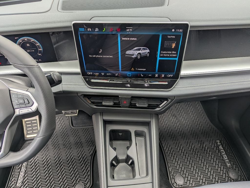 2026 Volkswagen Tiguan 2.0T SE R-Line Black
