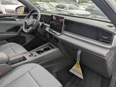 2026 Volkswagen Tiguan 2.0T SE R-Line Black