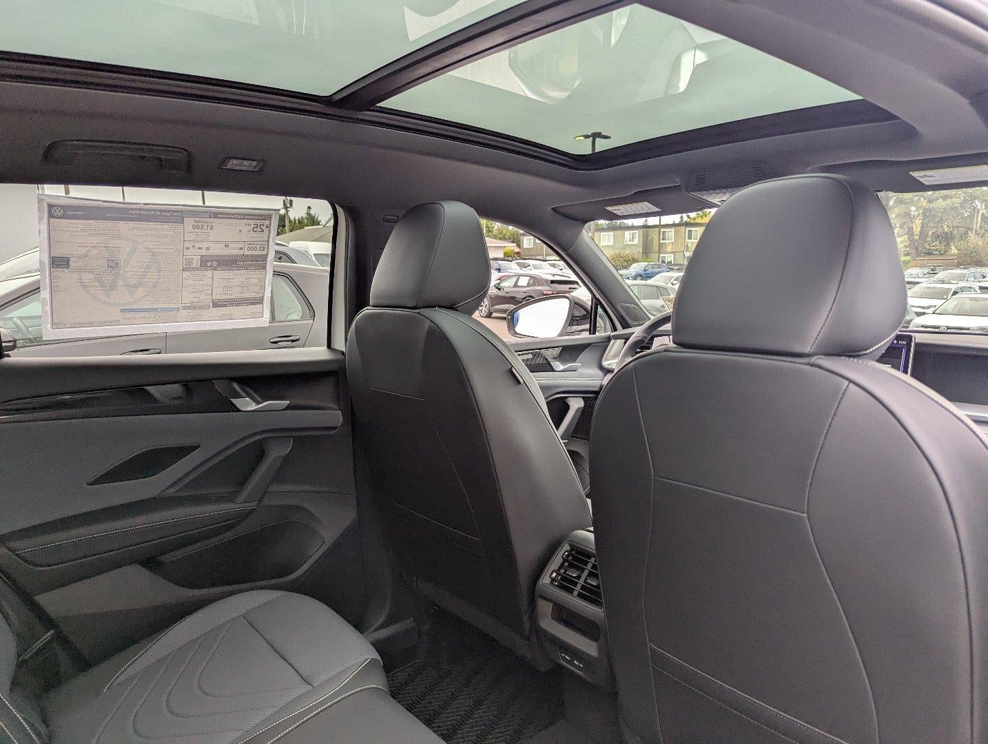 2026 Volkswagen Tiguan 2.0T SE R-Line Black