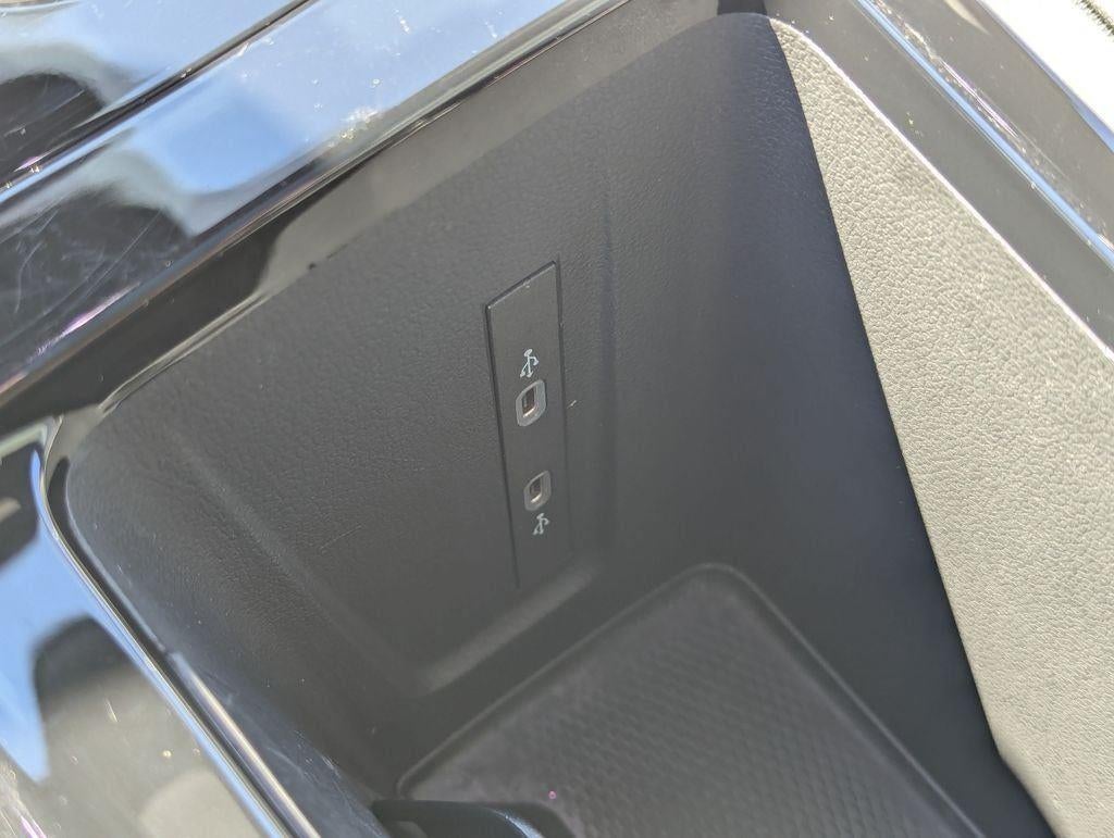 2025 Volkswagen Tiguan 2.0T SEL R-Line