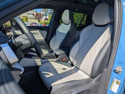2025 Volkswagen Tiguan 2.0T SEL R-Line