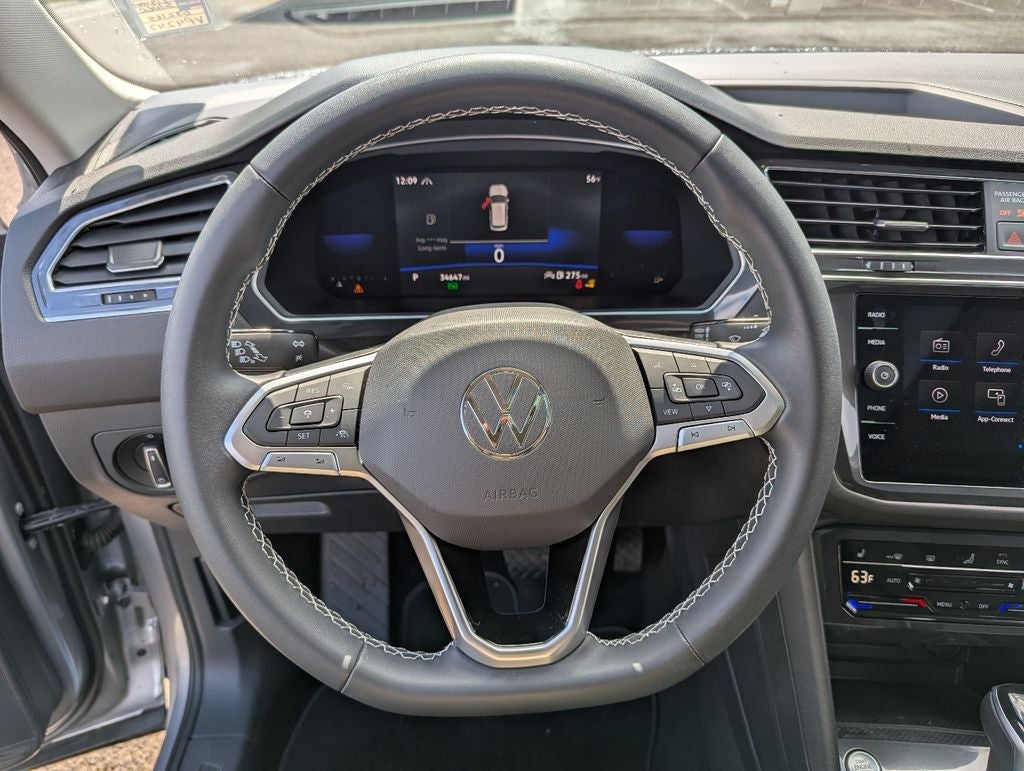 2023 Volkswagen Tiguan SE