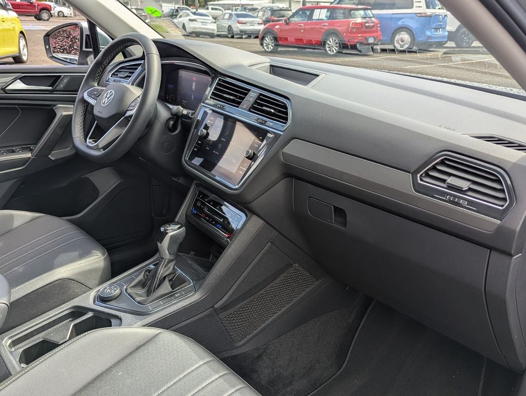 2023 Volkswagen Tiguan SE