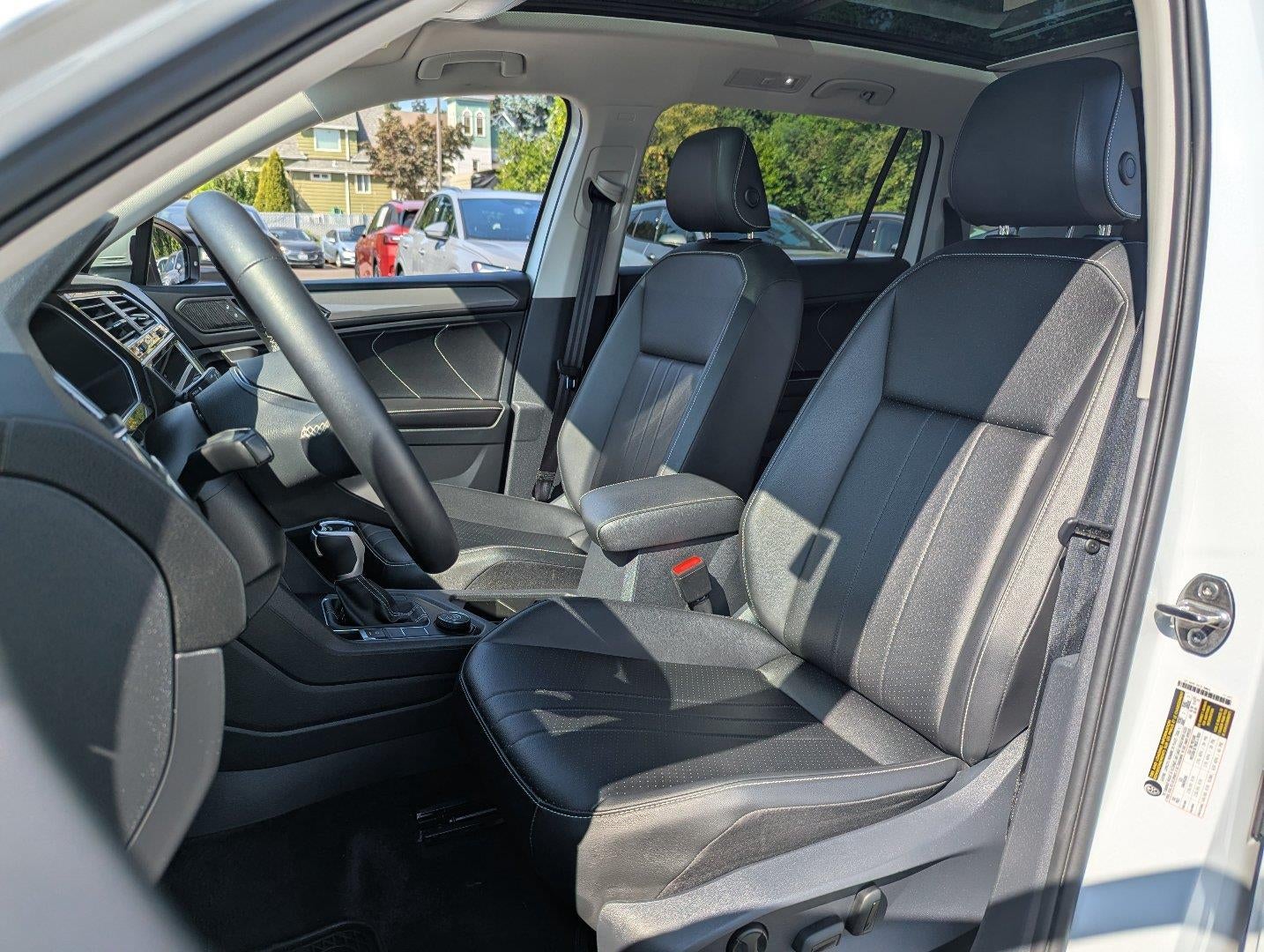 2024 Volkswagen TIGUAN 2.0T SE 4MOTION