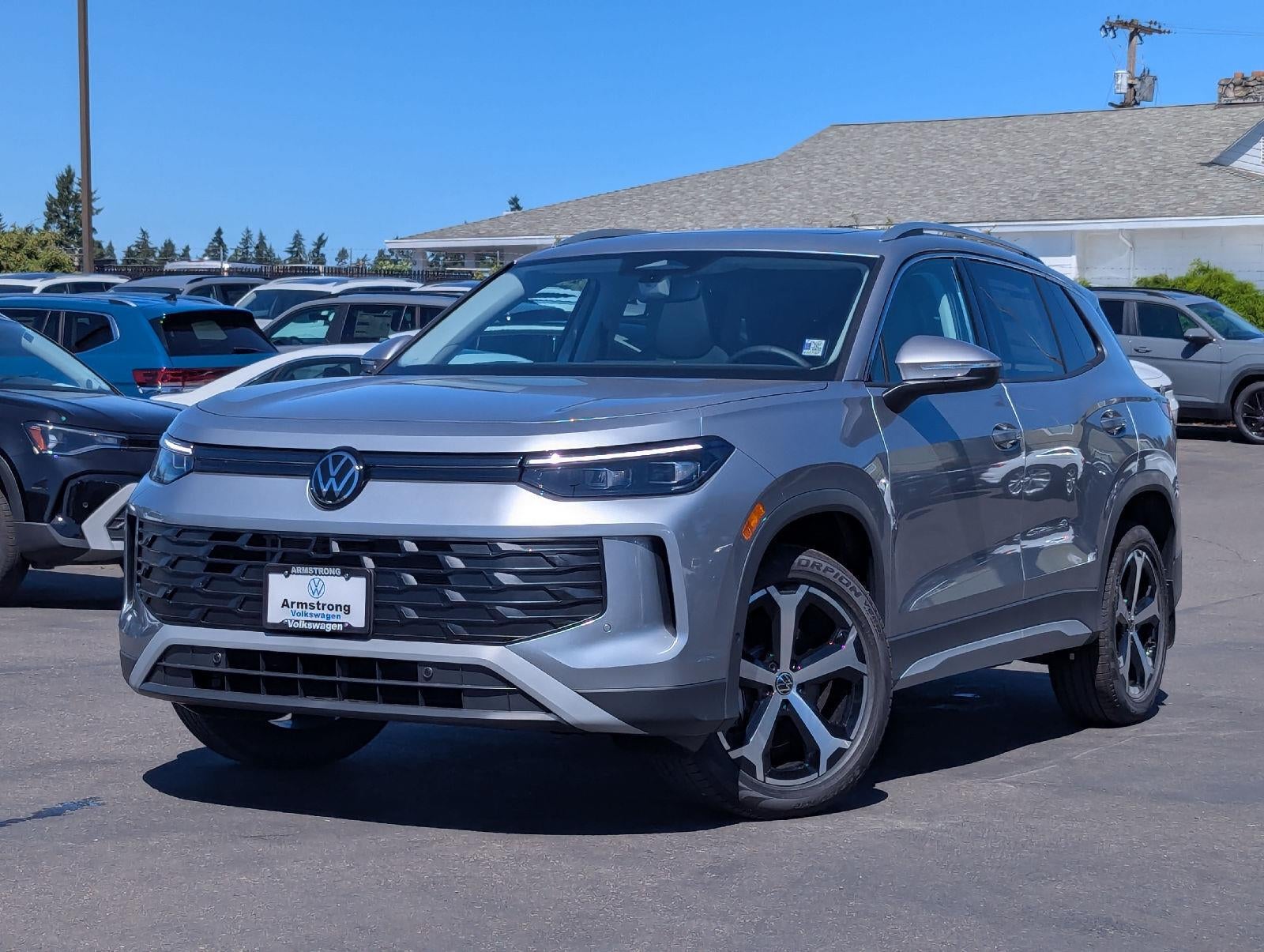 2026 Volkswagen Tiguan 2.0T SE