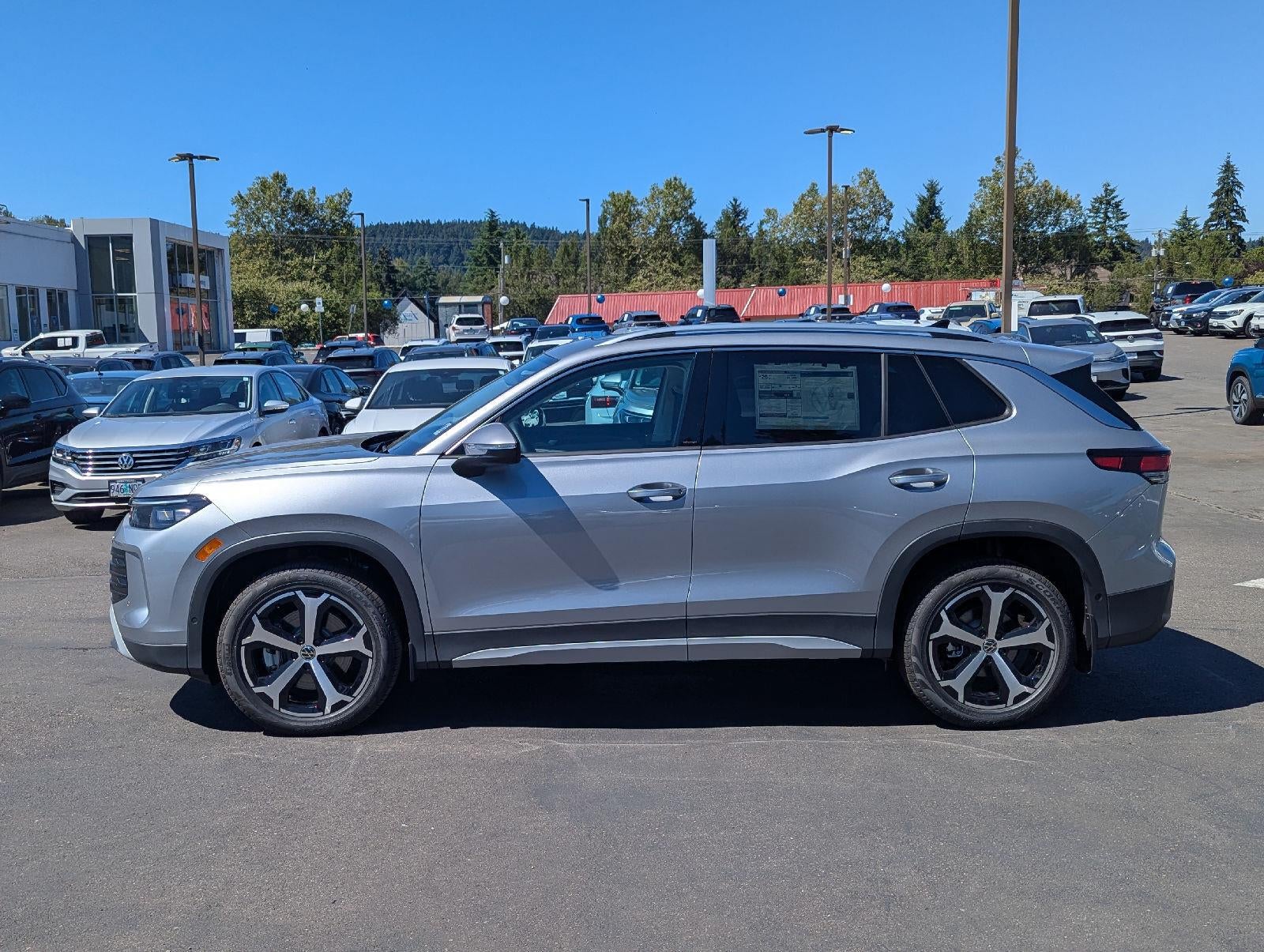 2026 Volkswagen Tiguan 2.0T SE