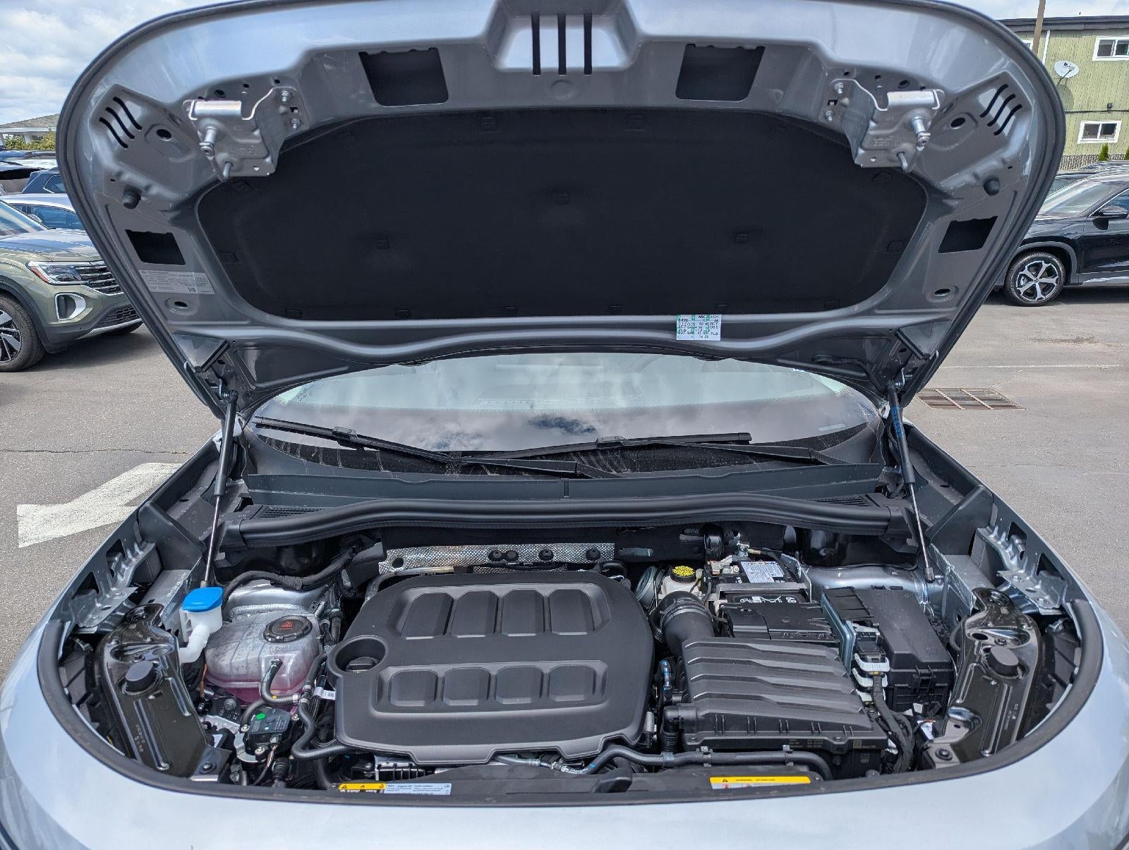 2026 Volkswagen Tiguan 2.0T SE