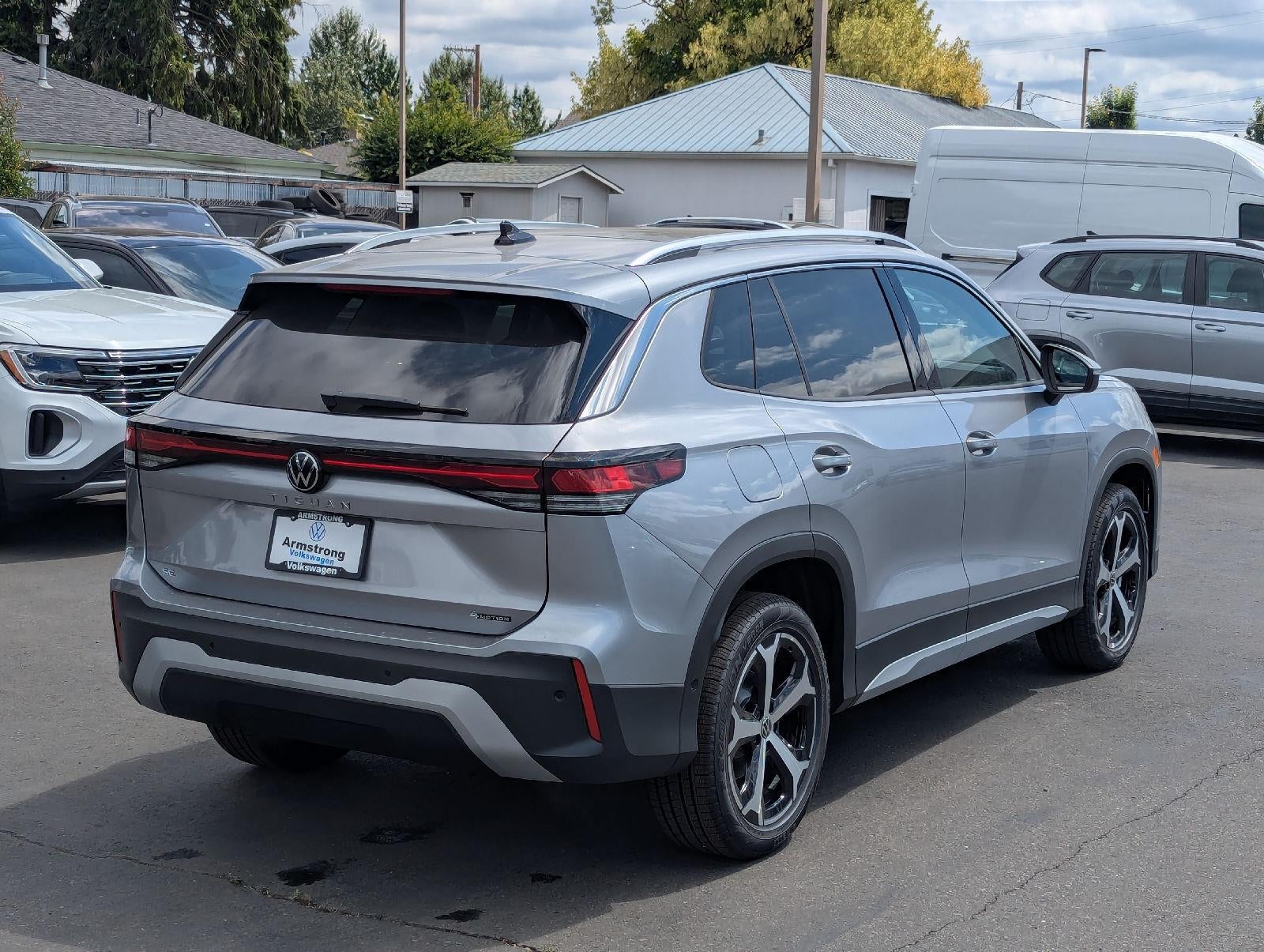 2026 Volkswagen Tiguan 2.0T SE