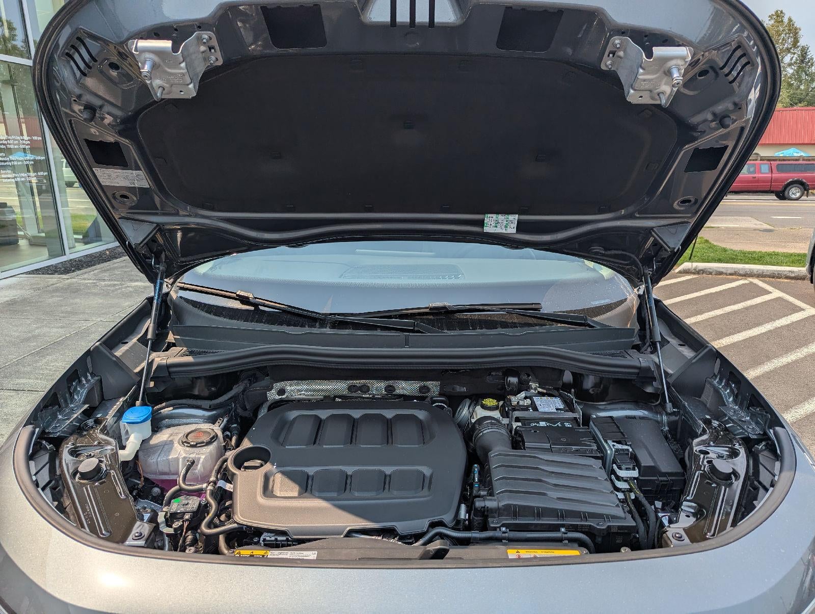 2026 Volkswagen Tiguan 2.0T SE
