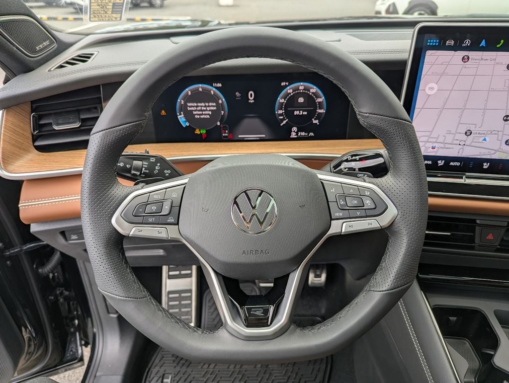 2026 Volkswagen Tiguan 2.0T SEL R-Line