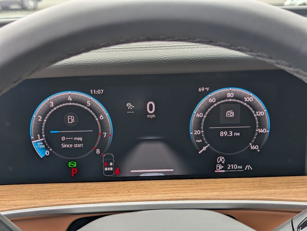 2026 Volkswagen Tiguan 2.0T SEL R-Line