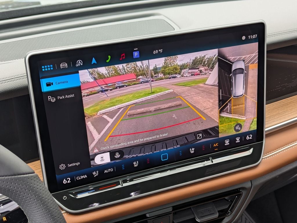 2026 Volkswagen Tiguan 2.0T SEL R-Line
