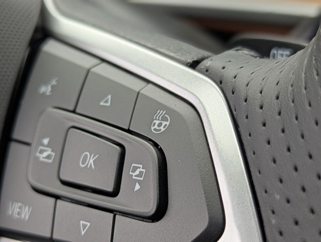 2026 Volkswagen Tiguan 2.0T SEL R-Line