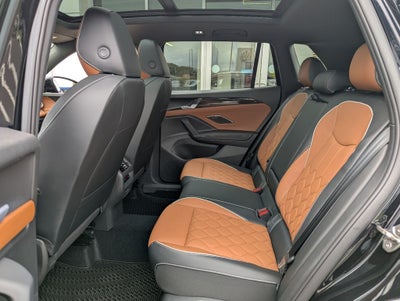 2026 Volkswagen Tiguan 2.0T SEL R-Line