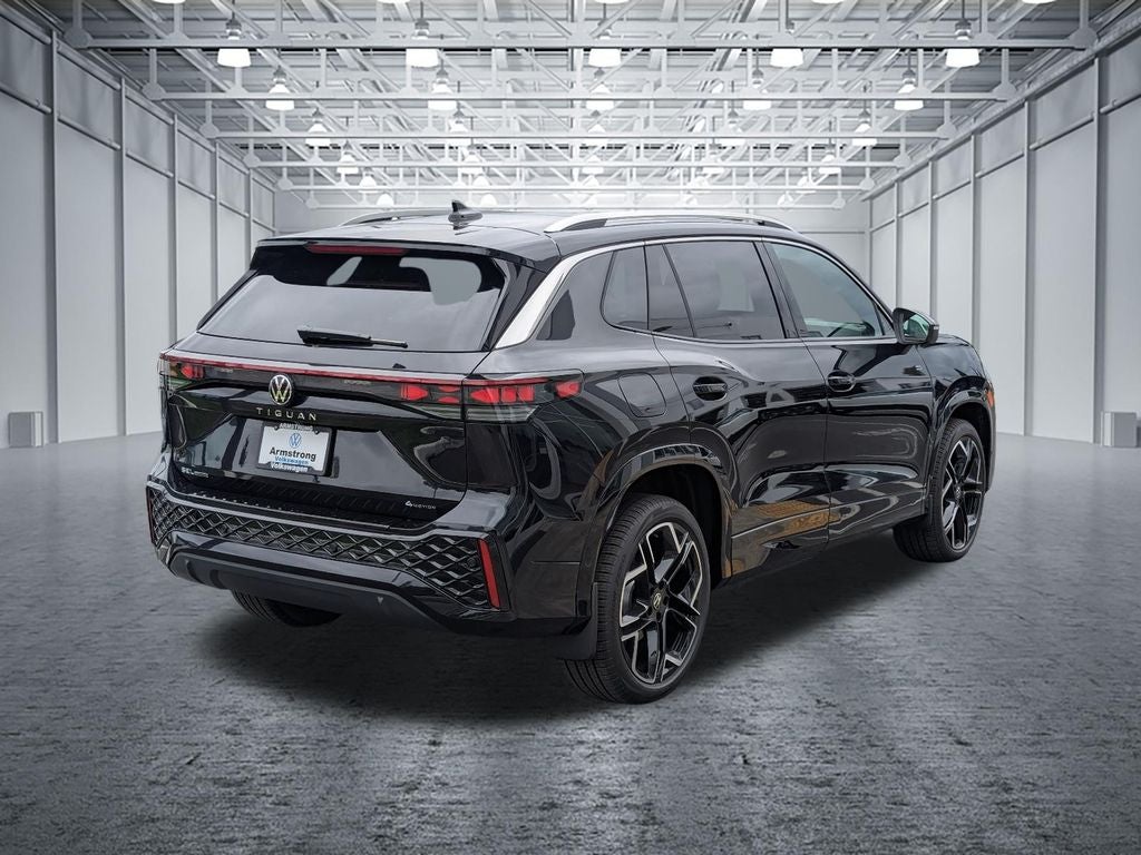 2026 Volkswagen Tiguan 2.0T SEL R-Line