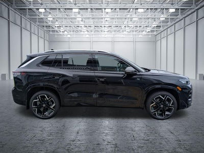 2026 Volkswagen Tiguan 2.0T SEL R-Line