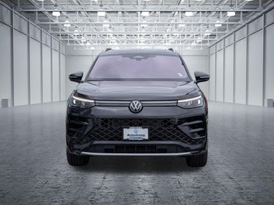 2026 Volkswagen Tiguan 2.0T SEL R-Line